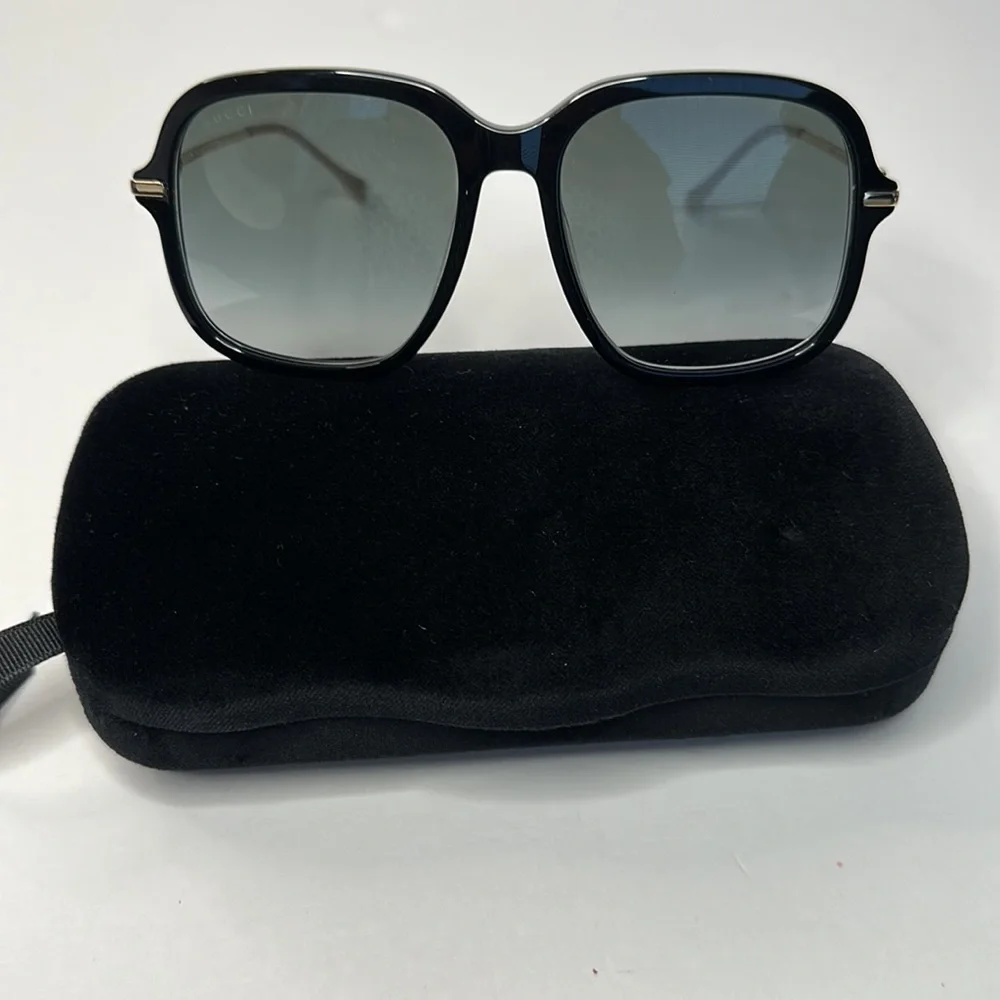 💯 - New Authentic Women's Rectangle Oversized Gg0887s 001 57mm Sunglasses - Picture 12 of 13